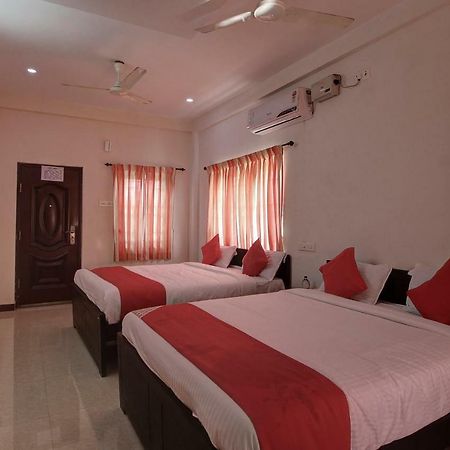 Oyo 42678 Hotel Vasantha Bhavanam Saver Coimbatore Esterno foto